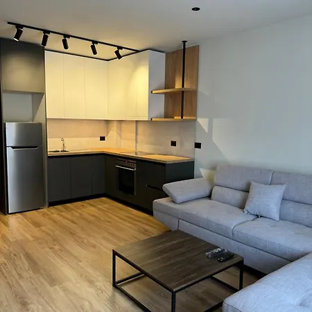Meri's 13 Apartmán *